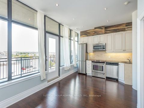 Photo 9 at 501 - 10376 Yonge Street, Crosby, Richmond Hill Photo 9 at 501 - 10376 Yonge Street, Crosby, Richmond Hill