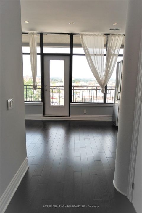 Photo 20 at 501 - 10376 Yonge Street, Crosby, Richmond Hill Photo 20 at 501 - 10376 Yonge Street, Crosby, Richmond Hill