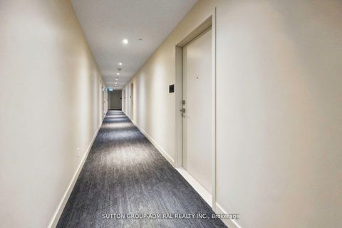 Photo 3 at 914 - 10 Deerlick Court, Donalda, Toronto