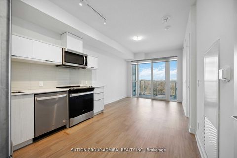 Photo 6 at 914 - 10 Deerlick Court, Donalda, Toronto