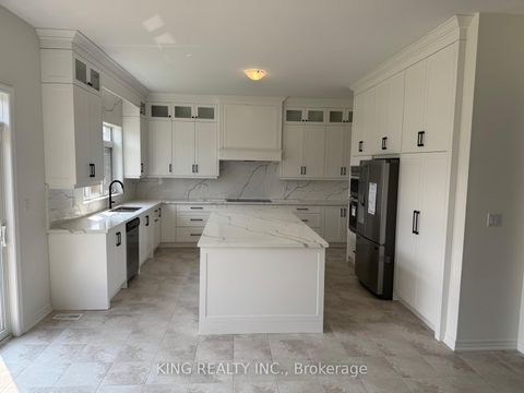 Photo 9 at 1629 Corsal Court, Alcona, Innisfil