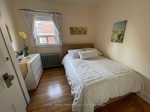 Photo 5 at 44 Twentieth Street, New Toronto, Toronto