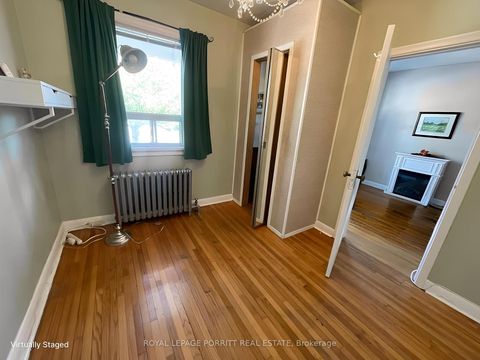 Photo 7 at 44 Twentieth Street, New Toronto, Toronto