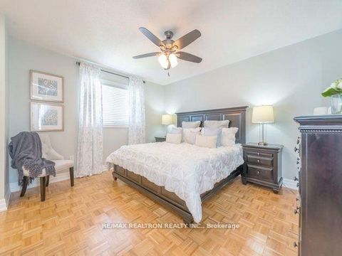 Photo 9 at 287 Wildberry Crescent, Vellore Village, Vaughan