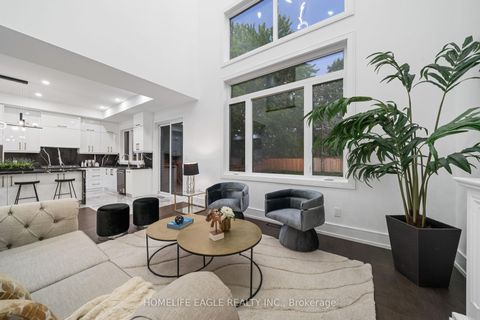 Photo 7 at 11 Glen Muir Drive, Cliffcrest, Toronto