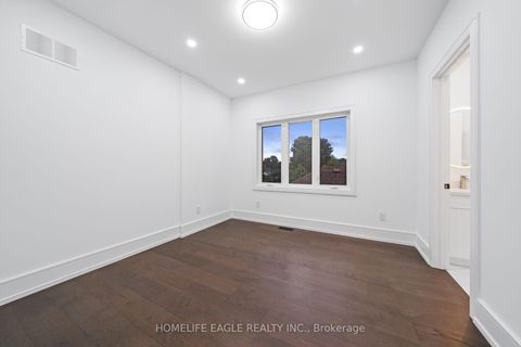 Photo 25 at 11 Glen Muir Drive, Cliffcrest, Toronto