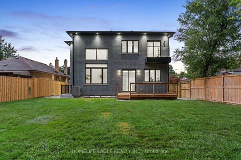 Photo 34 at 11 Glen Muir Drive, Cliffcrest, Toronto