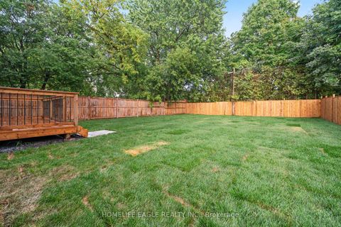 Photo 36 at 11 Glen Muir Drive, Cliffcrest, Toronto