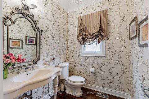 Photo 16 at 19 Ridgestone Drive, Westbrook, Richmond Hill
