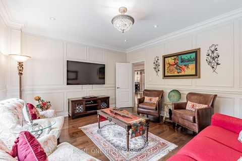 Photo 19 at 19 Ridgestone Drive, Westbrook, Richmond Hill