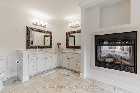 Photo 26 at 19 Ridgestone Drive, Westbrook, Richmond Hill