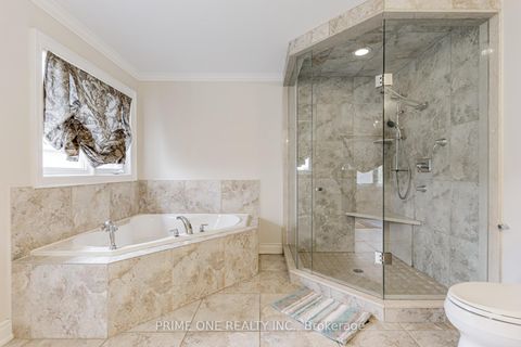 Photo 27 at 19 Ridgestone Drive, Westbrook, Richmond Hill