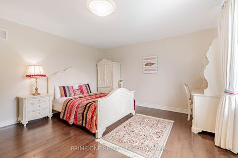 Photo 29 at 19 Ridgestone Drive, Westbrook, Richmond Hill