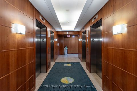 Photo 3 at 1808 - 225 Webb Drive, City Centre, Mississauga