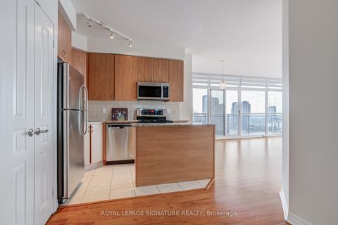 Photo 5 at 1808 - 225 Webb Drive, City Centre, Mississauga