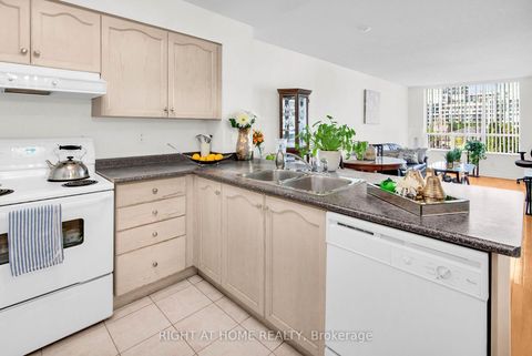 Photo 2 at 404 - 19 Northern Heights Drive, Langstaff, Richmond Hill