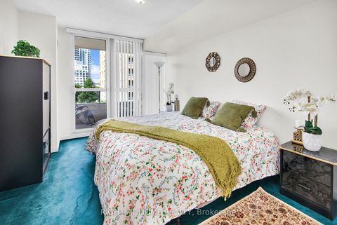 Photo 5 at 404 - 19 Northern Heights Drive, Langstaff, Richmond Hill