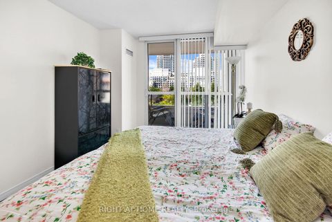 Photo 6 at 404 - 19 Northern Heights Drive, Langstaff, Richmond Hill