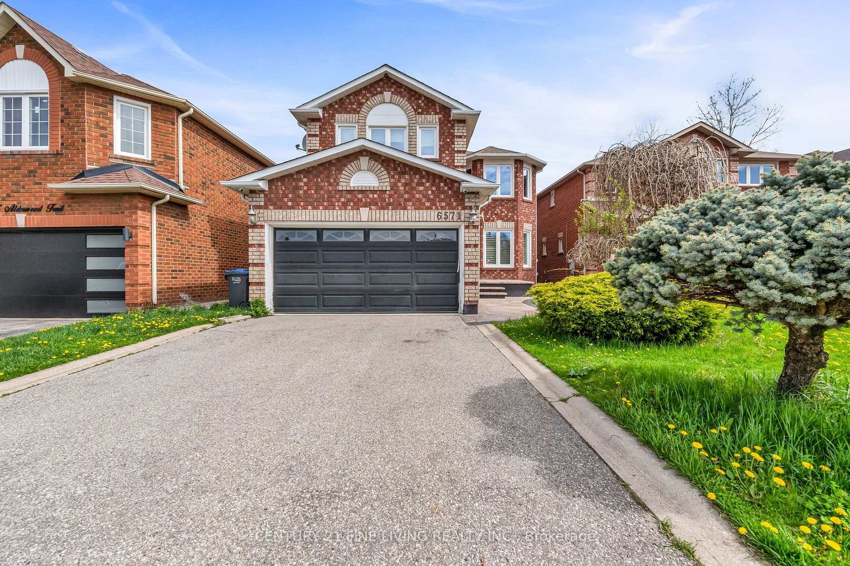 6571 Alderwood Trail, Lisgar, Mississauga by Loree Meneguzzi Real Estate 6571 Alderwood Trail, Lisgar, Mississauga