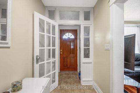 Photo 3 at 28 Mahoney Avenue, Mount Dennis, Toronto