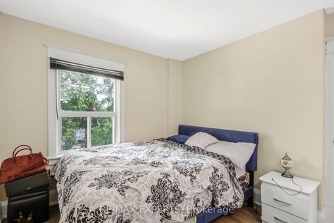 Photo 21 at 28 Mahoney Avenue, Mount Dennis, Toronto