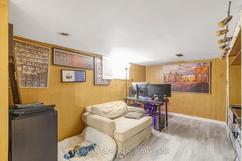 Photo 22 at 28 Mahoney Avenue, Mount Dennis, Toronto