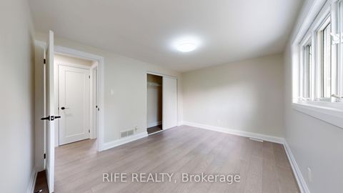 Photo 18 at 2137 Hixon Street, BR Bronte, Oakville
