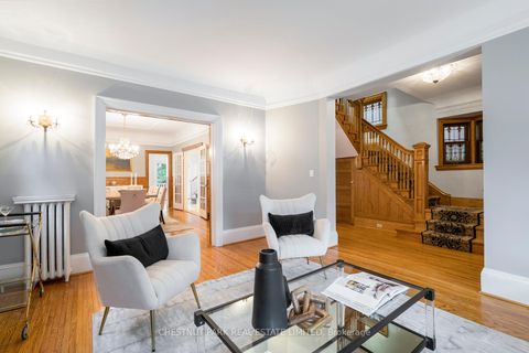 Photo 2 at 40 Admiral Road, Annex, Toronto