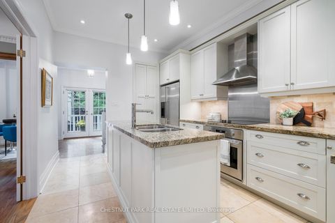 Photo 11 at 40 Admiral Road, Annex, Toronto