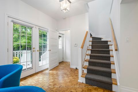 Photo 15 at 40 Admiral Road, Annex, Toronto