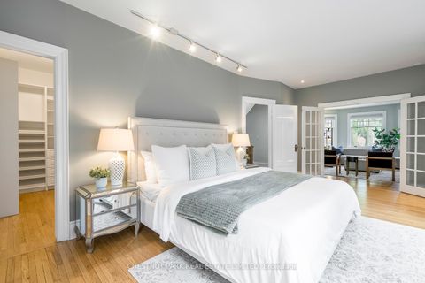 Photo 19 at 40 Admiral Road, Annex, Toronto