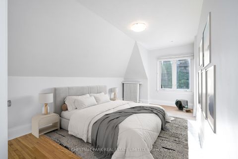 Photo 24 at 40 Admiral Road, Annex, Toronto