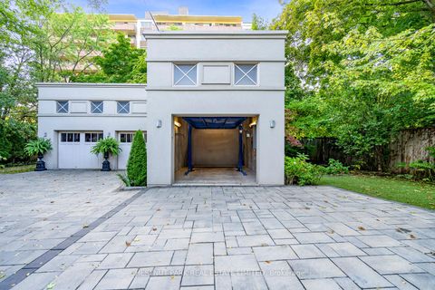 Photo 35 at 40 Admiral Road, Annex, Toronto