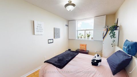 Photo 17 at 607 - 7373 MARTIN GROVE Road, Vaughan Grove, Vaughan