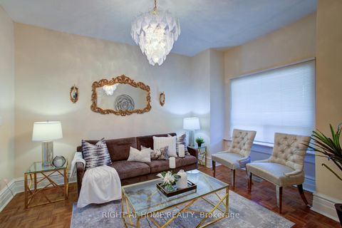 Photo 3 at 82 Uxbridge Avenue E, Pellam Park, Toronto