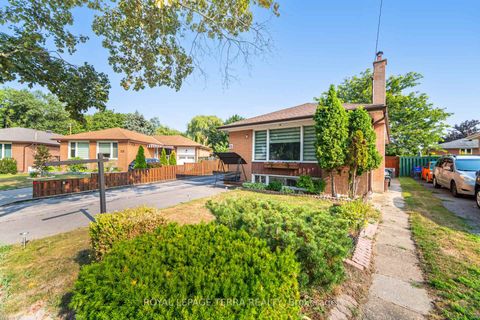 Photo 2 at 65 Alhart Drive, Beaumonde Heights, Toronto