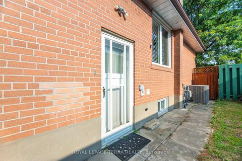 Photo 28 at 65 Alhart Drive, Beaumonde Heights, Toronto