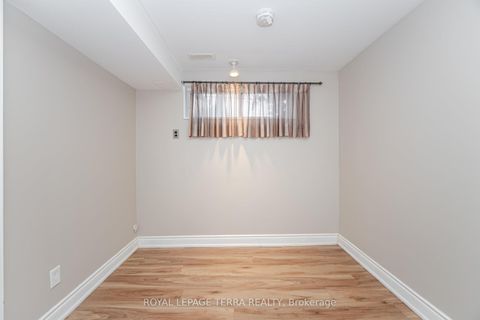 Photo 35 at 65 Alhart Drive, Beaumonde Heights, Toronto