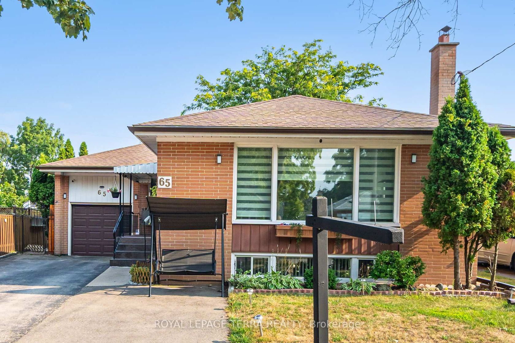 65 Alhart Drive, Beaumonde Heights, Toronto 