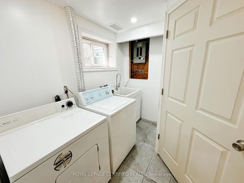 Photo 32 at 29 Cog Hill Drive, Glen Shields, Vaughan