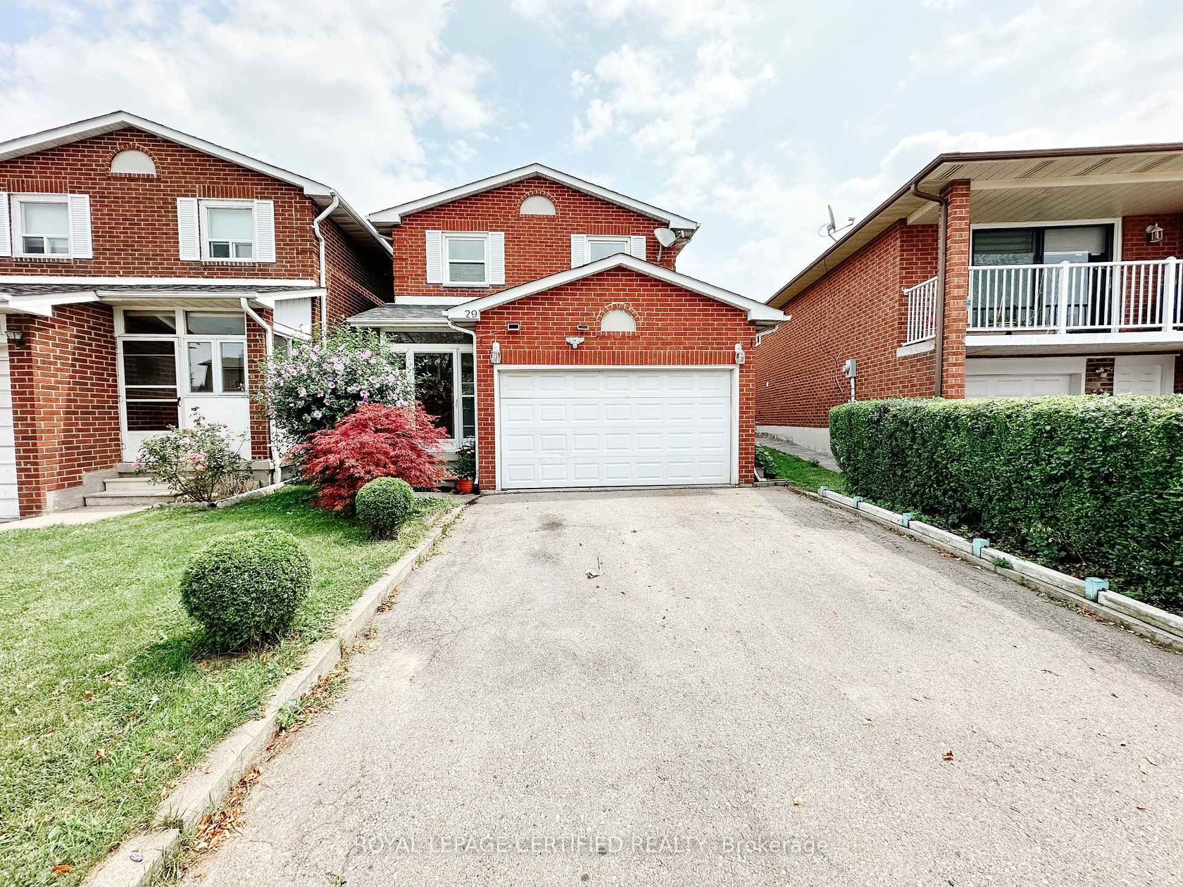 29 Cog Hill Drive, Glen Shields, Vaughan 