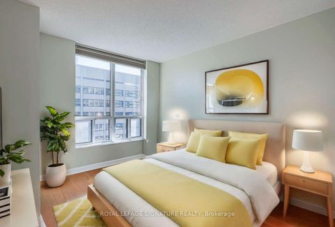 Photo 5 at 910 - 33 Sheppard Avenue, Willowdale East, Toronto