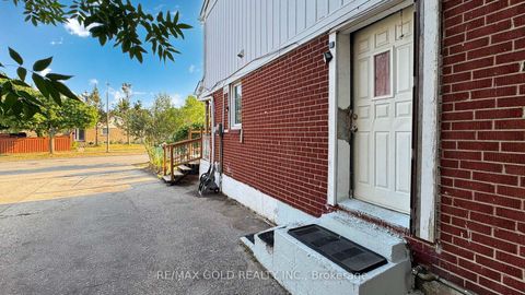 Photo 3 at 42 Murison Boulevard, Malvern, Toronto
