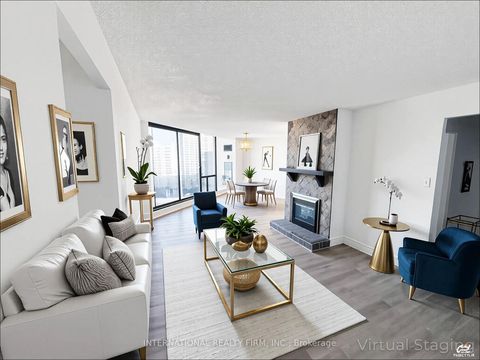 Photo 3 at PH03 - 75 Graydon Hall Drive, Donalda, Toronto