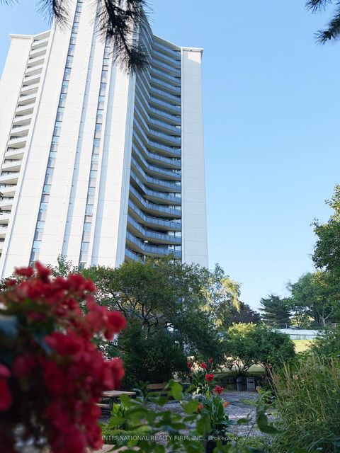 Photo 12 at PH03 - 75 Graydon Hall Drive, Donalda, Toronto