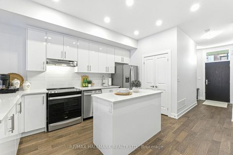 Photo 5 at 148 - 9590 Islington Avenue, Sonoma Heights, Vaughan