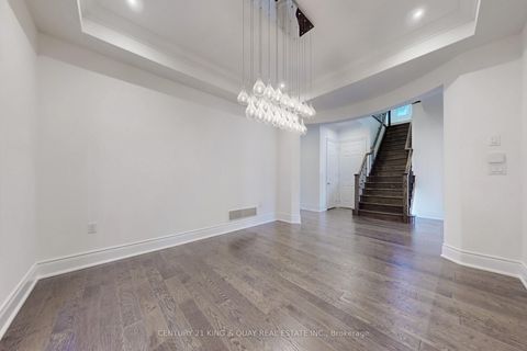 Photo 12 at 41 Torrey Pines Road, Kleinburg, Vaughan