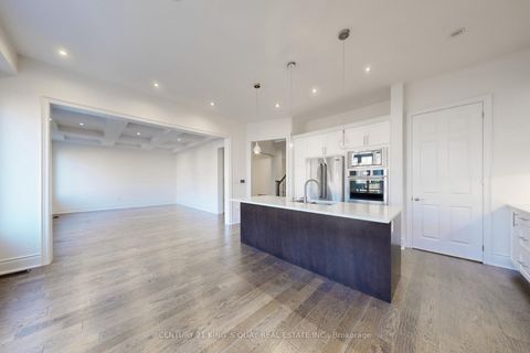 Photo 22 at 41 Torrey Pines Road, Kleinburg, Vaughan