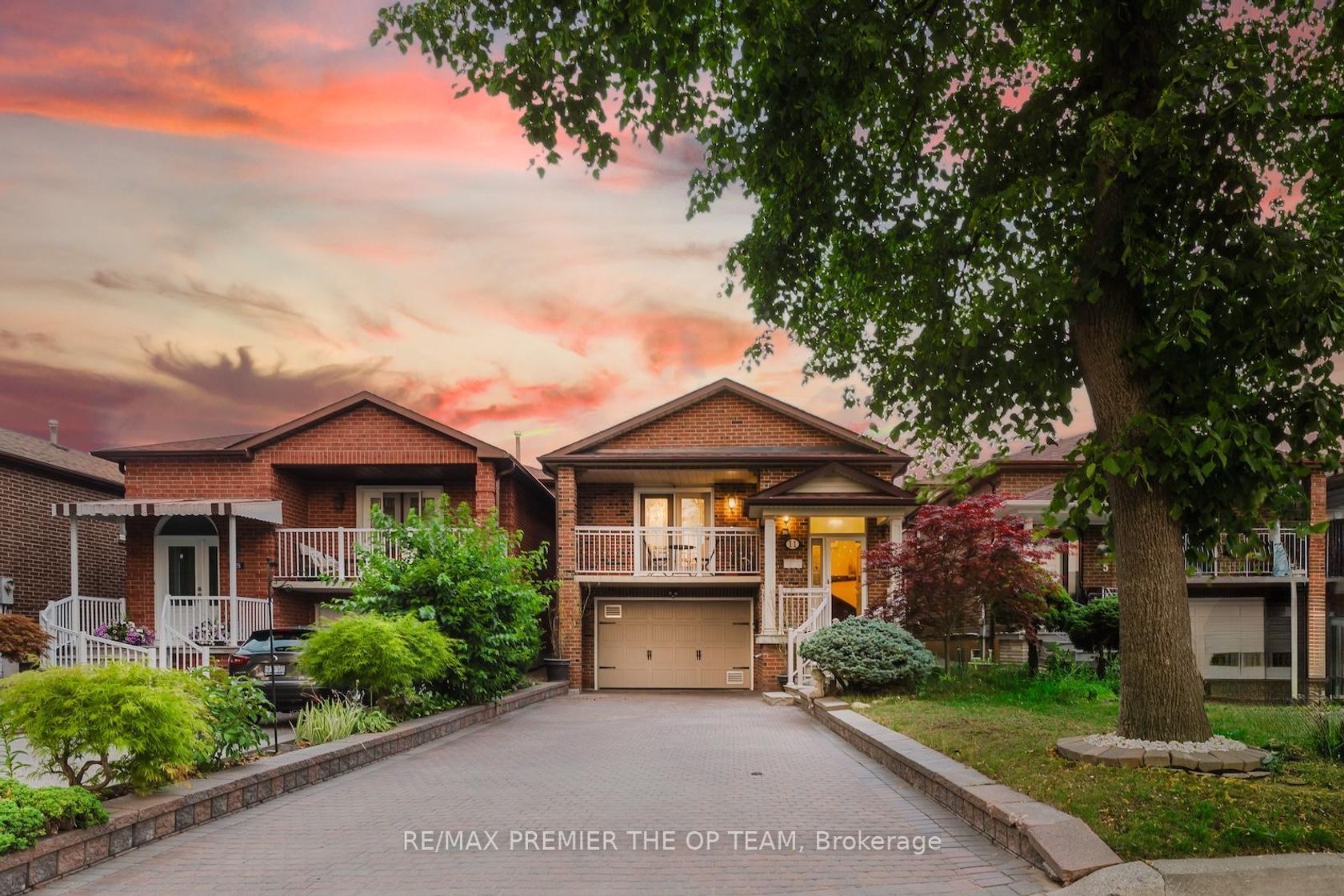 11 Imperial Court, East Woodbridge, Vaughan 