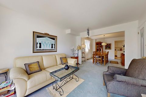 Photo 4 at 184 Hanmer Street W, West Bayfield, Barrie